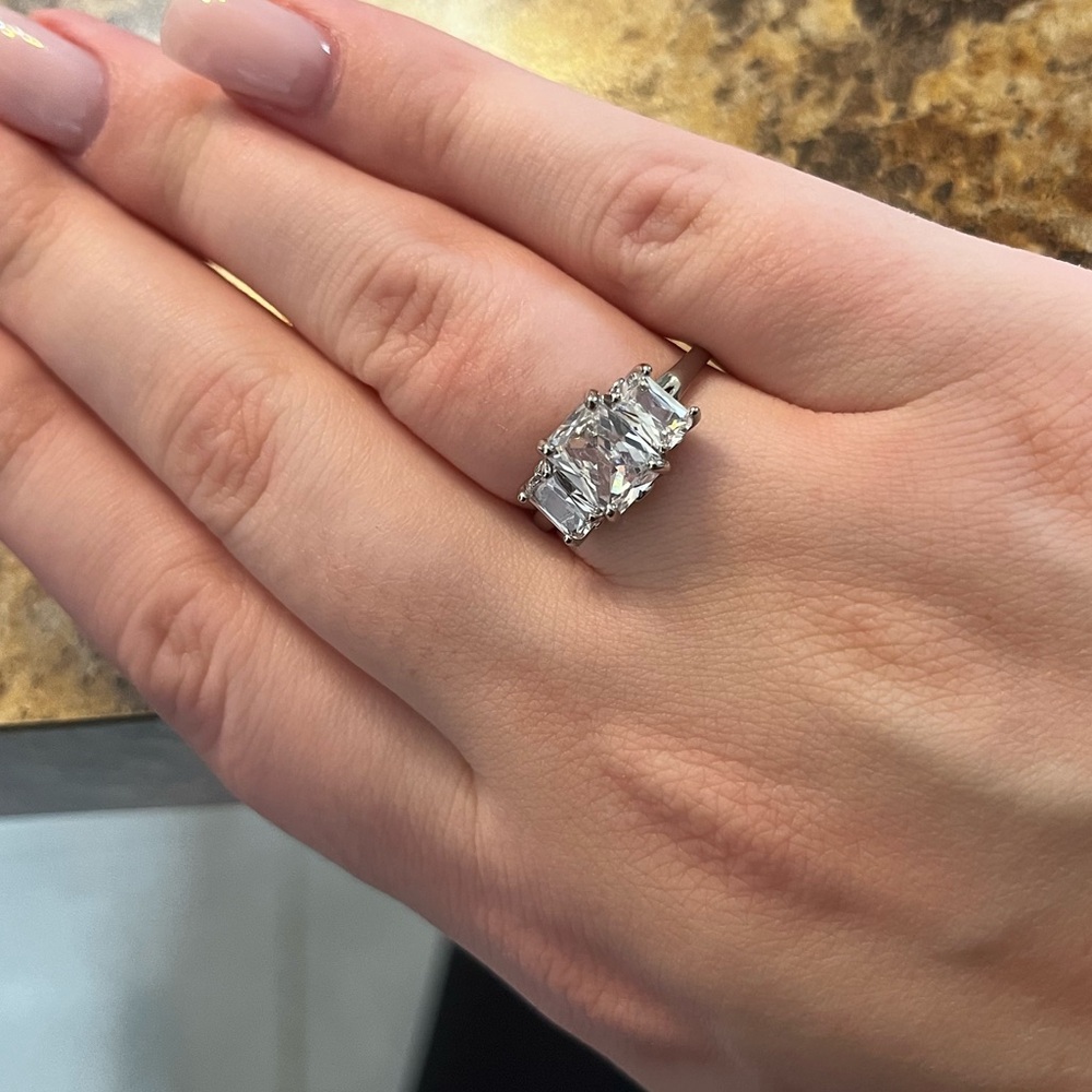 Charmed Aroma | Ring With Three Rectangular Stones